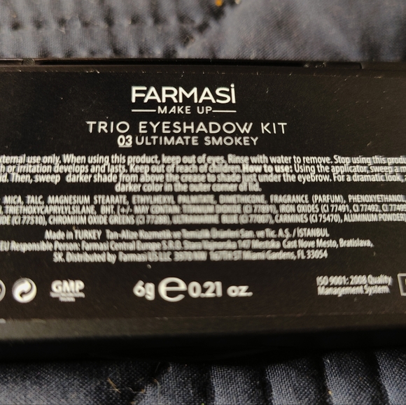 Farmasi make up combo - Picture 3 of 12